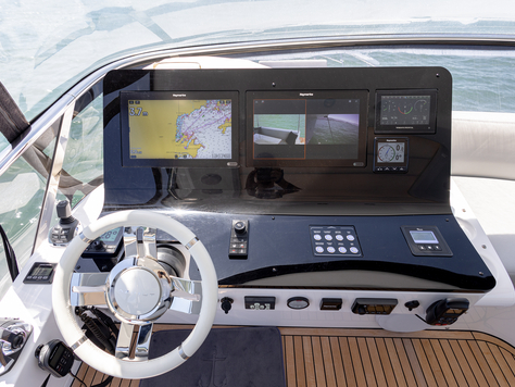 AZIMUT 620