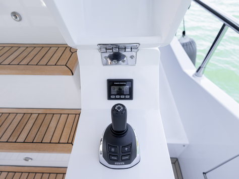 AZIMUT 620