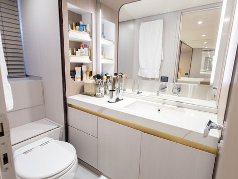 AZIMUT 620