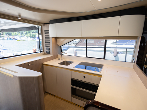 AZIMUT 620
