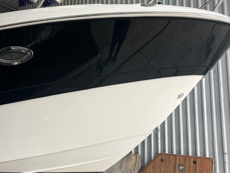 BAYLINER 330