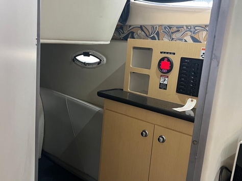 BAYLINER 330