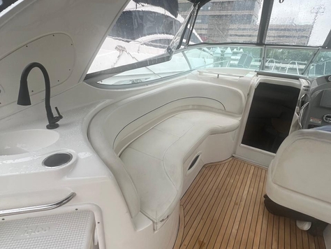 BAYLINER 330