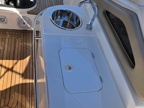 PHANTOM 300