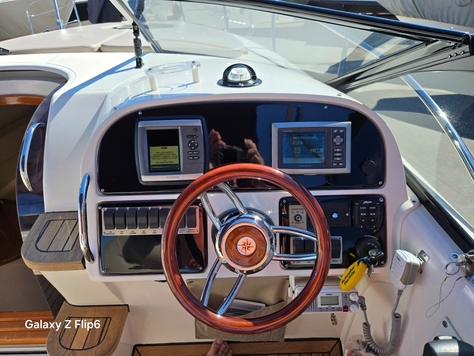 PHANTOM 300
