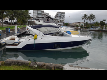 PHANTOM 300