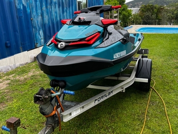 SEADOO WAKE PRO 230