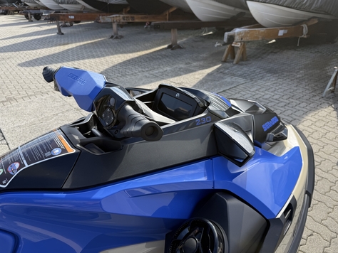 SEADOO WAKE PRO 230